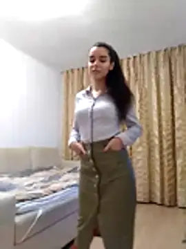 baby sweet girl  online show from 15, 11, 2025