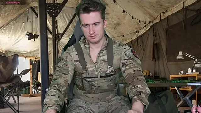 Snapshot of hornystripman97 chatting on 8, 1, 2026 hornystripman97 online show from 8, 1, 2026