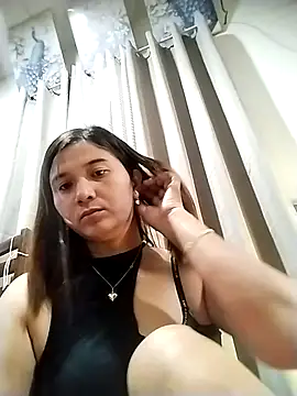 Snapshot of MS_Isabella_Snow92 chatting on 17, 5, 2026 MS Isabella Snow92 online show from 17, 5, 2026