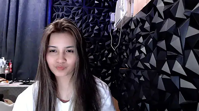  Bellatrixy  online show from 4, 2, 2025