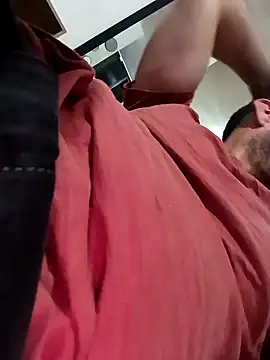 javiermarval83 online show from 24, 1, 2025