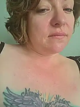 julimonroe online show from 17, 5, 2026