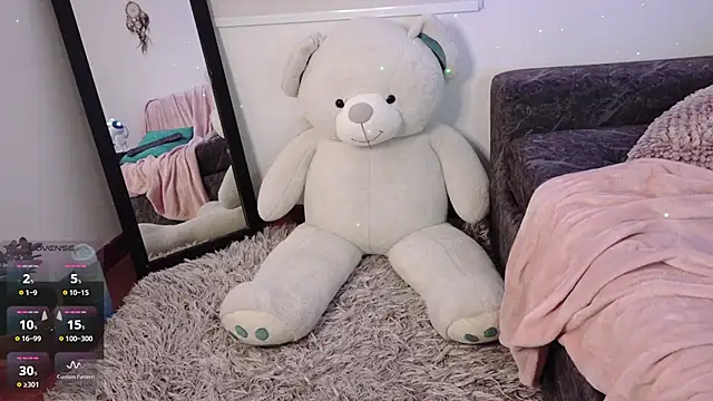 Lia Tinez online show from 20, 9, 2025