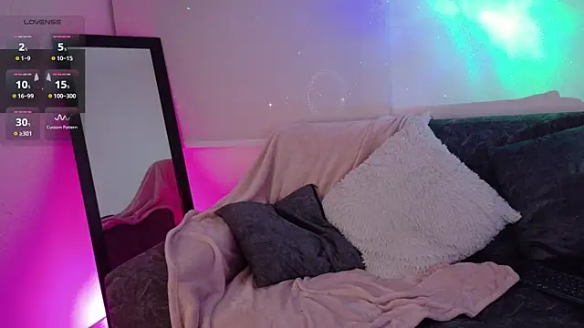 Lia Tinez online show from 19, 10, 2025