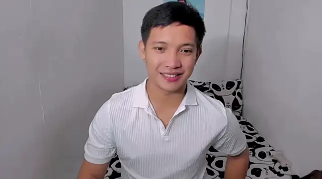 Snapshot of xSebastian19 chatting on 16, 12, 2024 xSebastian19 online show from 16, 12, 2024