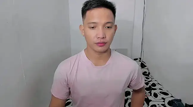 Snapshot of xSebastian19 chatting on 9, 1, 2025 xSebastian19 online show from 9, 1, 2025