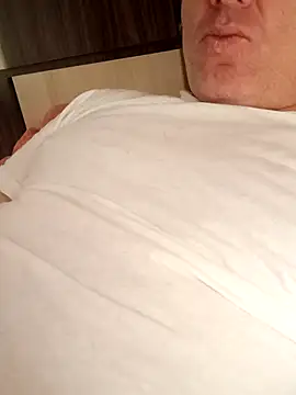 Snapshot of Saysomething3 chatting on 28, 10, 2025 Saysomething3 online show from 28, 10, 2025