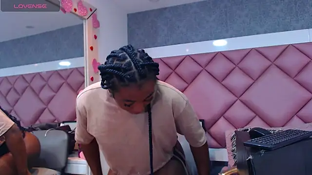 DanielaDuff online show from 9, 4, 2026