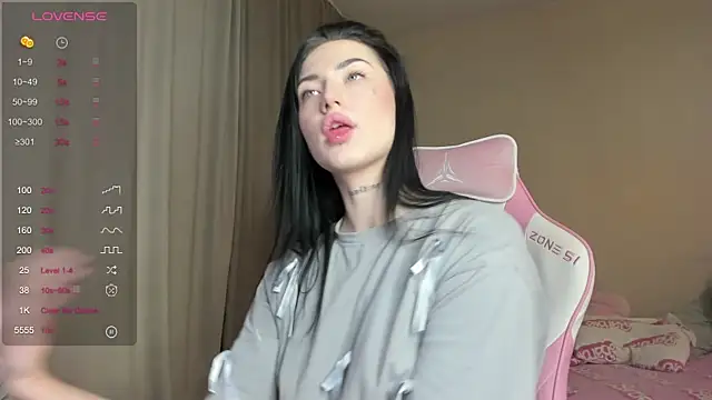 Snapshot of JenniferQueen11 chatting on 23, 1, 2025 JenniferQueen11 online show from 23, 1, 2025