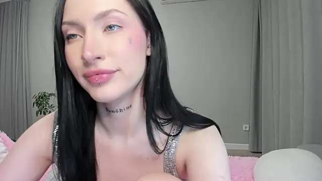 Snapshot of JenniferQueen11 chatting on 13, 9, 2025 JenniferQueen11 online show from 13, 9, 2025