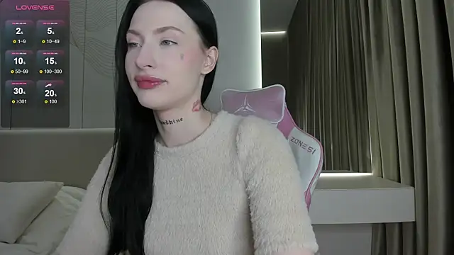 Snapshot of JenniferQueen11 chatting on 11, 7, 2026 JenniferQueen11 online show from 11, 7, 2026