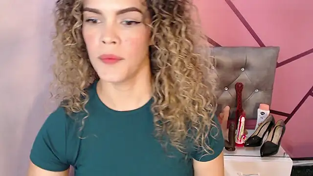 greatASS Latina online show from 7, 1, 2026