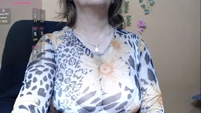 Snapshot of Hellensextits chatting on 18, 3, 2025 Hellensextits online show from 18, 3, 2025