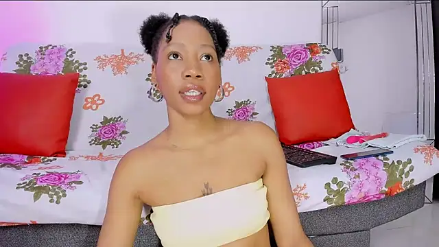 Snapshot of Sweetcocoa- chatting on 5, 12, 2024 Sweetcocoa- online show from 5, 12, 2024