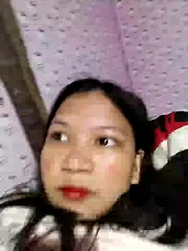 Snapshot of milkytitsmom4u chatting on 31, 1, 2025 milkytitsmom4u online show from 31, 1, 2025