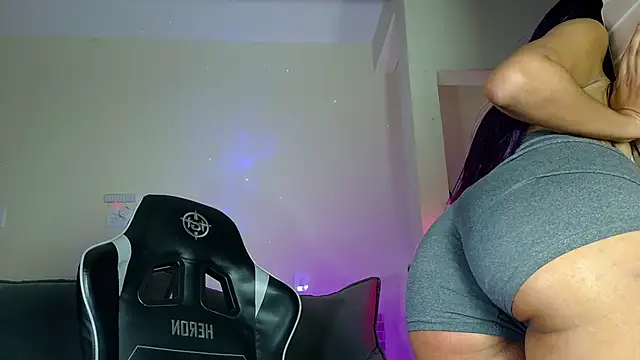 isa hotwifee online show from 1, 3, 2026