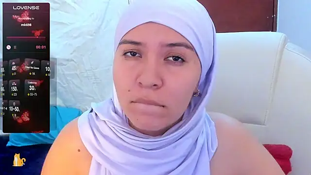 Snapshot of MatchedEyebrow chatting on 2, 2, 2025 MatchedEyebrow online show from 2, 2, 2025