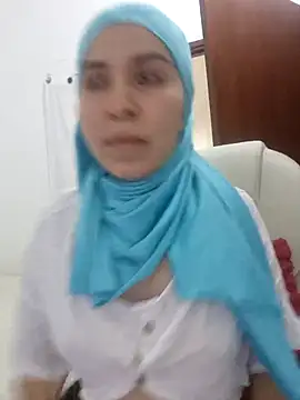 Snapshot of MatchedEyebrow chatting on 3, 3, 2025 MatchedEyebrow online show from 3, 3, 2025