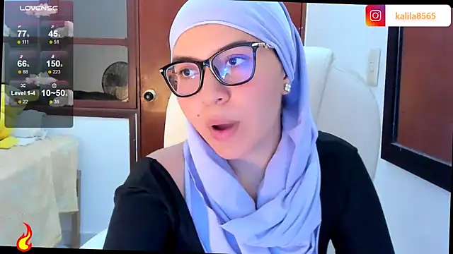 Snapshot of MatchedEyebrow chatting on 13, 9, 2025 MatchedEyebrow online show from 13, 9, 2025