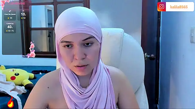 Snapshot of MatchedEyebrow chatting on 29, 10, 2025 MatchedEyebrow online show from 29, 10, 2025