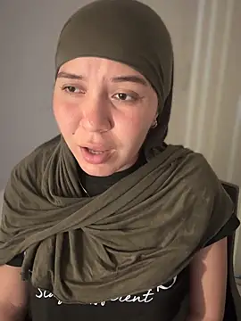 Snapshot of MatchedEyebrow chatting on 18, 11, 2025 MatchedEyebrow online show from 18, 11, 2025