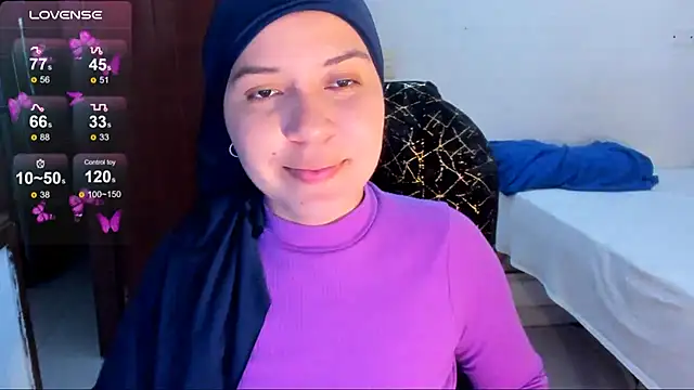 Snapshot of MatchedEyebrow chatting on 4, 7, 2026 MatchedEyebrow online show from 4, 7, 2026