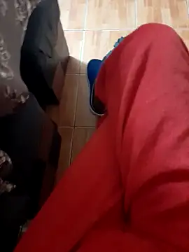 feet toes online show from 2, 12, 2025