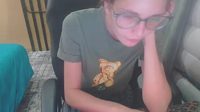 Snapshot of Laco-cO chatting on 3, 11, 2025 Laco-cO online show from 3, 11, 2025