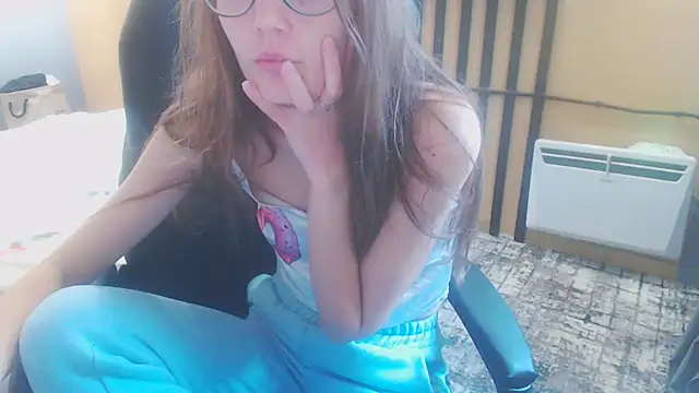 Snapshot of Laco-cO chatting on 21, 11, 2025 Laco-cO online show from 21, 11, 2025