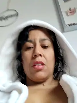 Snapshot of Molly_newman6 chatting on 1, 2, 2025 Molly newman6 online show from 1, 2, 2025