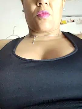 Snapshot of Molly_newman6 chatting on 3, 2, 2025 Molly newman6 online show from 3, 2, 2025