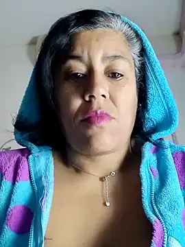 Snapshot of Molly_newman6 chatting on 6, 2, 2025 Molly newman6 online show from 6, 2, 2025