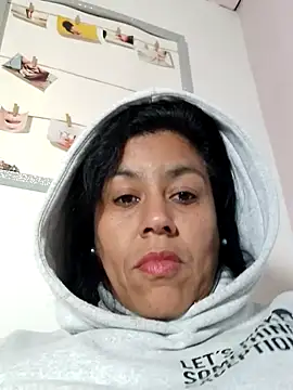 Snapshot of Molly_newman6 chatting on 17, 2, 2025 Molly newman6 online show from 17, 2, 2025