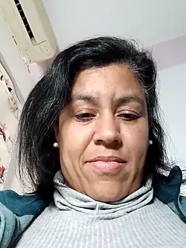 Snapshot of Molly_newman6 chatting on 4, 3, 2025 Molly newman6 online show from 4, 3, 2025