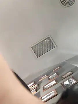 Snapshot of Molly_newman6 chatting on 12, 3, 2025 Molly newman6 online show from 12, 3, 2025