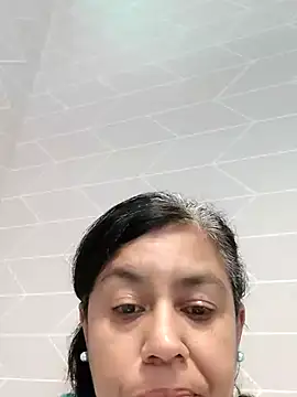 Snapshot of Molly_newman6 chatting on 14, 10, 2025 Molly newman6 online show from 14, 10, 2025