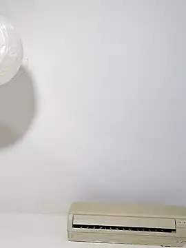 Snapshot of Molly_newman6 chatting on 8, 11, 2025 Molly newman6 online show from 8, 11, 2025