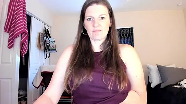 Snapshot of Kelly_Carolina chatting on 2, 1, 2025 Kelly Carolina online show from 2, 1, 2025