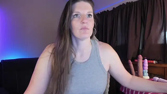 Snapshot of Kelly_Carolina chatting on 12, 10, 2025 Kelly Carolina online show from 12, 10, 2025