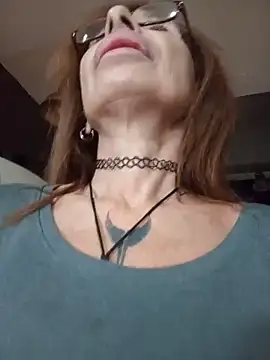 Snapshot of FrozenWaffle chatting on 11, 6, 2026 FrozenWaffle online show from 11, 6, 2026