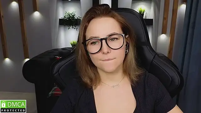 Snapshot of Mira_Mermayd chatting on 21, 12, 2024 Mira Mermayd online show from 21, 12, 2024