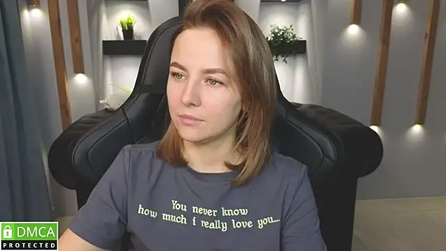 Snapshot of Mira_Mermayd chatting on 25, 12, 2024 Mira Mermayd online show from 25, 12, 2024