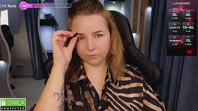 Snapshot of Mira_Mermayd chatting on 9, 11, 2025 Mira Mermayd online show from 9, 11, 2025