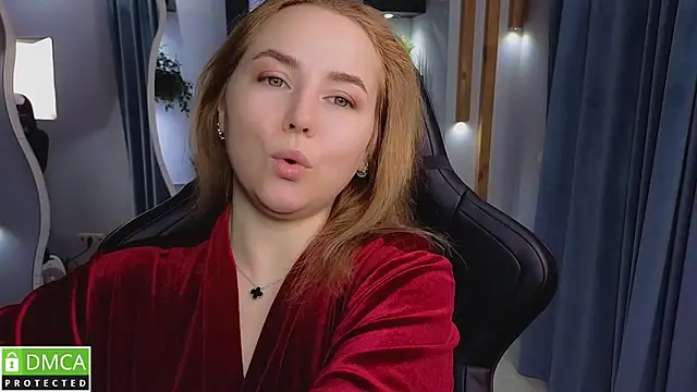 Snapshot of Mira_Mermayd chatting on 28, 11, 2025 Mira Mermayd online show from 28, 11, 2025