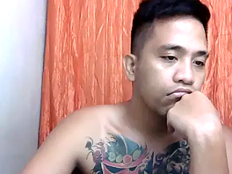 Snapshot of Thyler08 chatting on 15, 12, 2024 Thyler08 online show from 15, 12, 2024