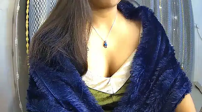 Snapshot of avav_love chatting on 7, 1, 2025 avav love online show from 7, 1, 2025