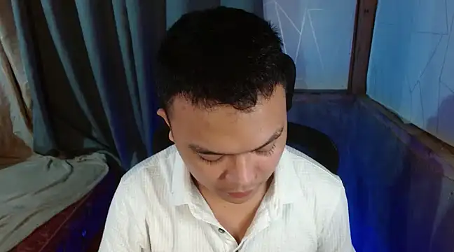 Snapshot of xsweetasian69x chatting on 5, 1, 2025 xsweetasian69x online show from 5, 1, 2025