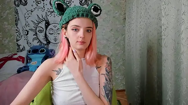 Snapshot of Cutie_Adelia chatting on 31, 1, 2025 Cutie Adelia online show from 31, 1, 2025