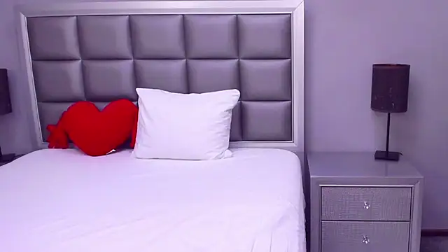 HellennSweet online show from 15, 2, 2025