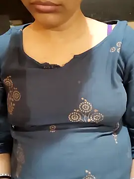 Snapshot of Diya_143 chatting on 21, 2, 2025 Diya 143 online show from 21, 2, 2025